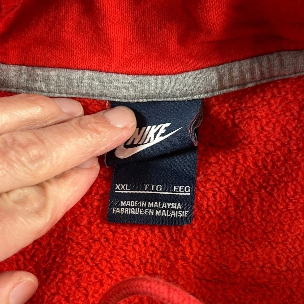 Nike Mens XXL Red Graphic Pullover Hoodie Sweatshirt Cotton Blend 3677